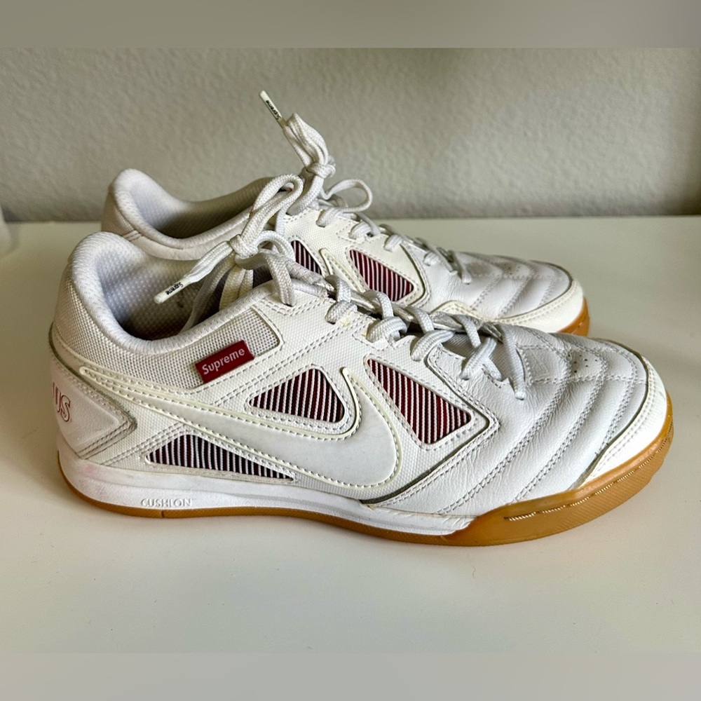 Nike Supreme SB Gato Shoes Mens 6.5 / Women's 8 Great Condition